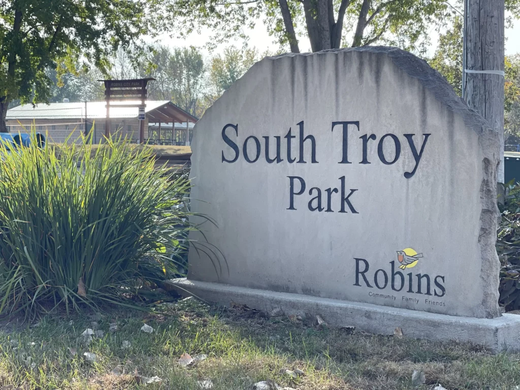south troy park sign in robins iowa